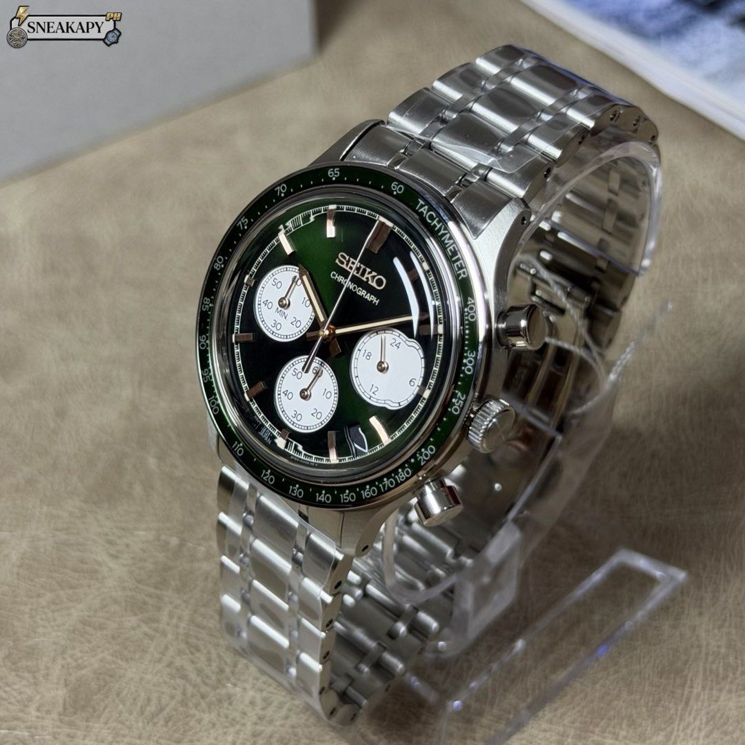 Seiko Chronograph SSB481 ‘Forrest Green’ (Category: Men's Watches) located in Quezon City. Submitted by veeejeeey (Listing ID 1469090455, Image 2). Description: Seiko Chronograph SSB481 🐼 PRICE: 17,990 PESOS EACH ONLY (WAY BELOW SRP) #SSB481P1 ‘Forrest Green’ Authentic, Brandnew and Compelete with box, manual and warranty Quartz / 38.7mm / 8T63 Calibre / 50m Water Pressure Resistance / Box-shaped Hardlex •We deliver nationwide. ✈️ •Same day deli