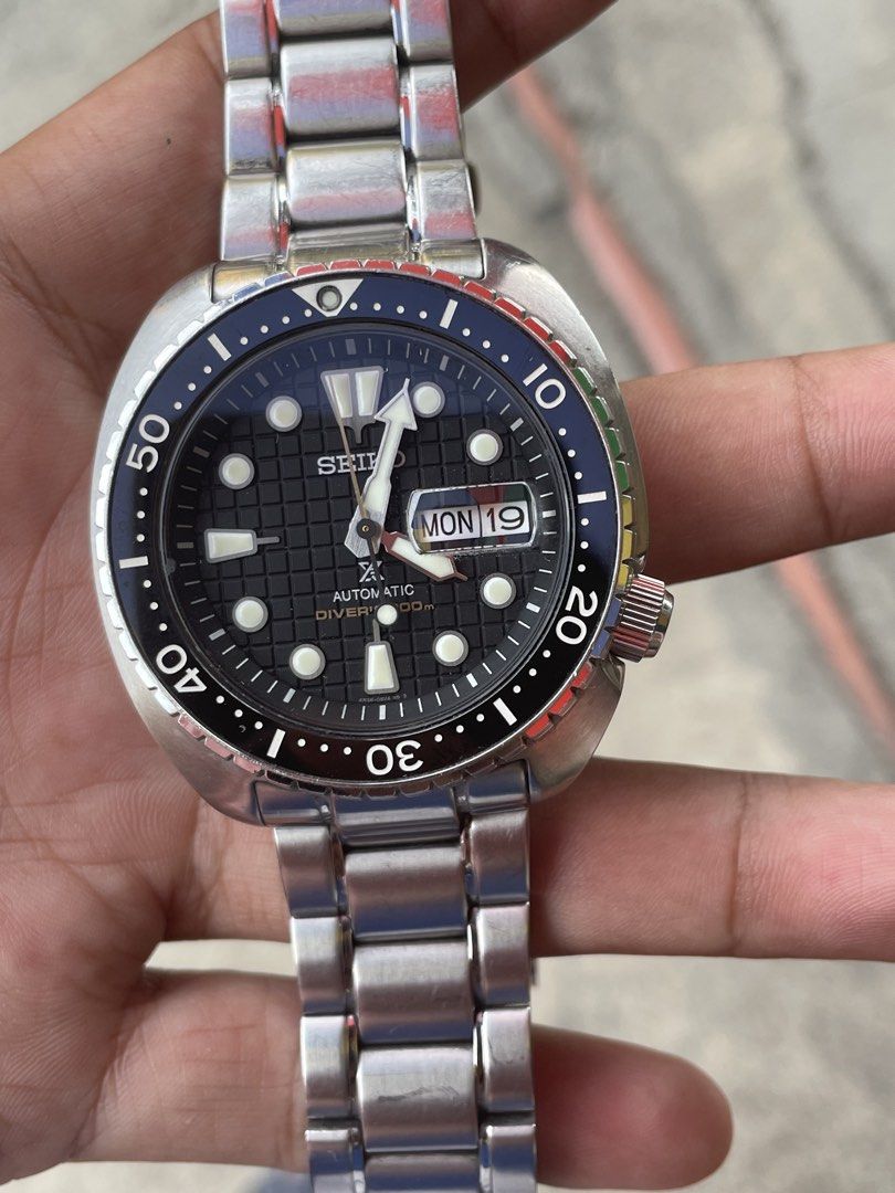 SEIKO KING TURTLE WAFFLE DIAL (Category: Luxury Watches) located in Davao. Submitted by persadapinto (Listing ID 1469118319, Image 1). Description: FOR SALE!! ALL ORIGINAL RARE SEIKO DIVER KING TURTLE WAFFLE DIAL. VERYGOOD WORKING CONDITION. READY TO USE/DIVE. ALL ORIGINAL UNBUFF/UNTOUCH. LARGE SIZE 42MM. BRACELET CAN FIR UP TO 8.5INCH. SEE ALL TGE PICTURE FOR MORE INFO. SURE BUYER PM IS THE KEY. PAYMENT UNIONBANK PAYPAL. SHIPPING THRU LBC. LOCAT