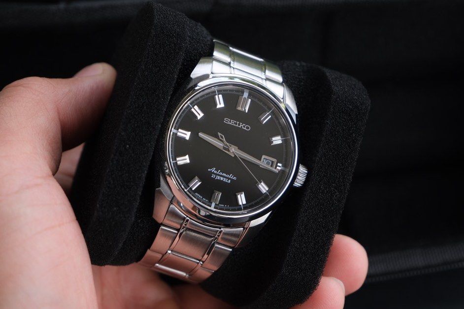 Seiko SARB023 “Kitkat” (Category: Luxury Watches) located in Quezon City. Submitted by kevinstv3191 (Listing ID 1469039331, Image 2). Description: Seiko Sarb023 “Kitkat” *NO TRADES / NO SWAP / NO LOW BALL OFFER* ₱30,000 - JDM Version - Newly Serviced and Polished (Sept 2026) - Watch only - Complete links - Replacement box * Please note that the item in this collection is second-hand (pre-owned) and may display minor cosmetic flaws or signs of gen