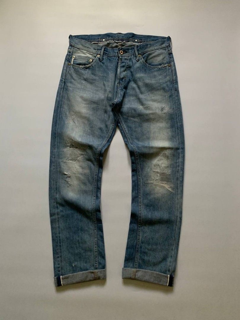 Selvedge Distressed Light Wash Pants (Category: Jeans) located in Puerto Princesa. Submitted by terrificgarments (Listing ID 1469070923, Image 1). Description: Selvedge Distressed Light Wash Pants ₱400 + Shipping Fee Size - on Tag Waist: 34 Length: 43 Thighs: 11 Leg Opening: 7 Issue: Distressed Good condition 📌 COLOR MAY VARY DUE TO LIGHTING 📌 ALREADY WASHED 📌 Payment First 📌 No COD 📌 Courier: J&T.