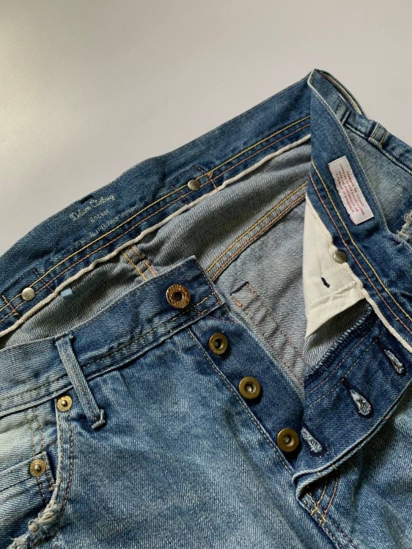 Selvedge Distressed Light Wash Pants (Category: Jeans) located in Puerto Princesa. Submitted by terrificgarments (Listing ID 1469070923, Image 3). Description: Selvedge Distressed Light Wash Pants ₱400 + Shipping Fee Size - on Tag Waist: 34 Length: 43 Thighs: 11 Leg Opening: 7 Issue: Distressed Good condition 📌 COLOR MAY VARY DUE TO LIGHTING 📌 ALREADY WASHED 📌 Payment First 📌 No COD 📌 Courier: J&T.