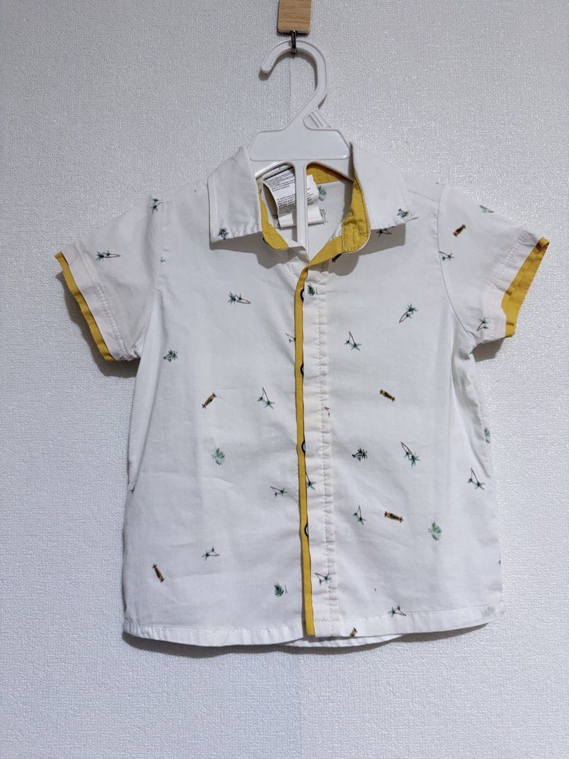 Semi formal set (Category: Babies & Kids Fashion) located in Dasmarinas. Submitted by elizmaebau68309 (Listing ID 1469132073, Image 3). Description: Old navy washed pants And Baby dula polo 24 months Excellent condition .