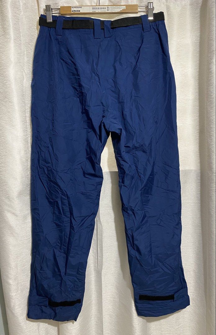 SEMON Gore-Tex Pants With Belt (Category: Activewear) located in Davao. Submitted by VapenDrip (Listing ID 1469064110, Image 2). Description: SEMON Gore-Tex Pants With Belt Waist 30-32 Length 40 Hem 8.5 adjustable Good as new condition Adjustable Hem Waterproof 650+sf.