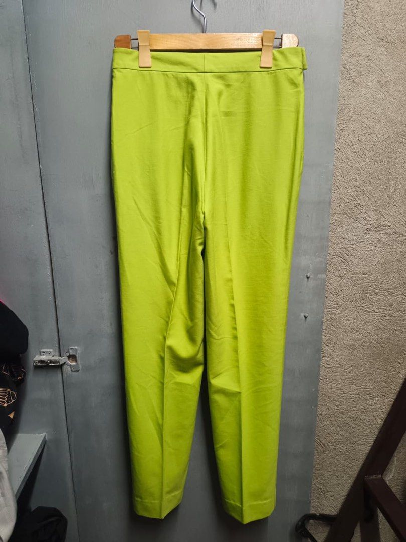 SHANGHAI TANG (Category: Other Bottoms) located in Dasmarinas. Submitted by jessputrages (Listing ID 1469004414, Image 2). Description: For sale Shanghai Tang Excellent condition No issue 2500 plus shipping fee Pm for more details.