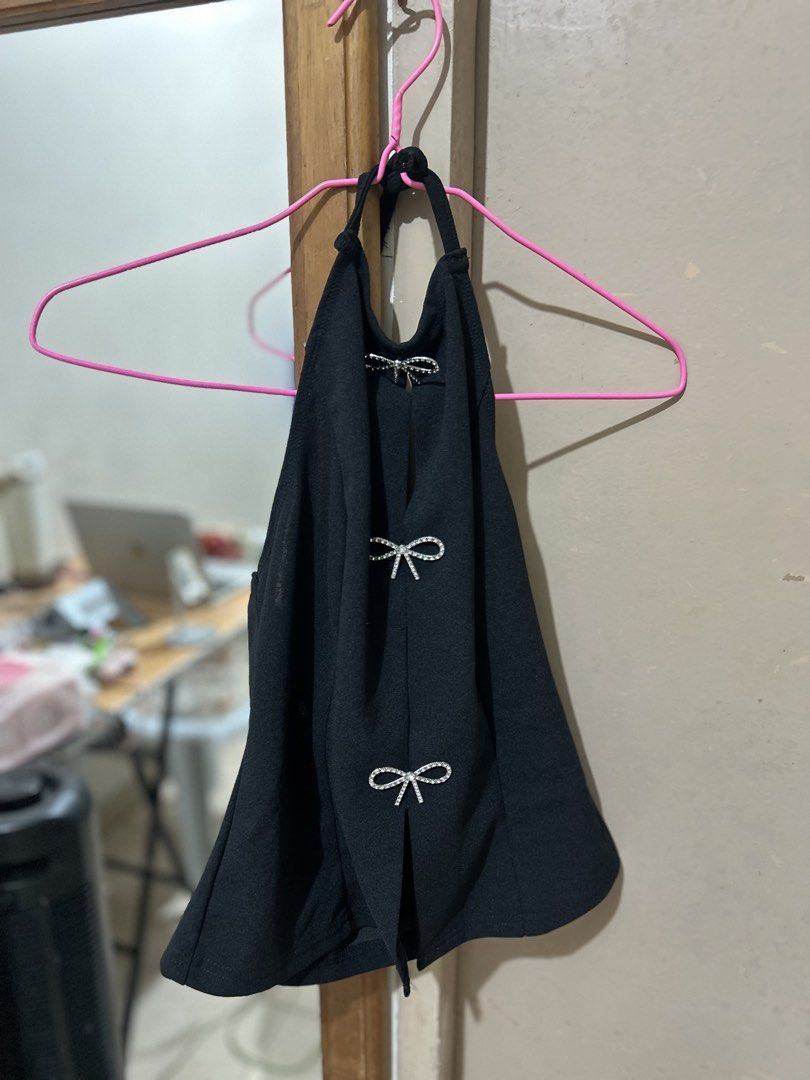 Shein Black Halter Top with Rhinestone (Category: Sleeveless) located in Manila. Submitted by prelovedbyeljodi (Listing ID 1469091589, Image 2). Description: ✨ As good as new — used only once! 📌 RFS: Decluttering.