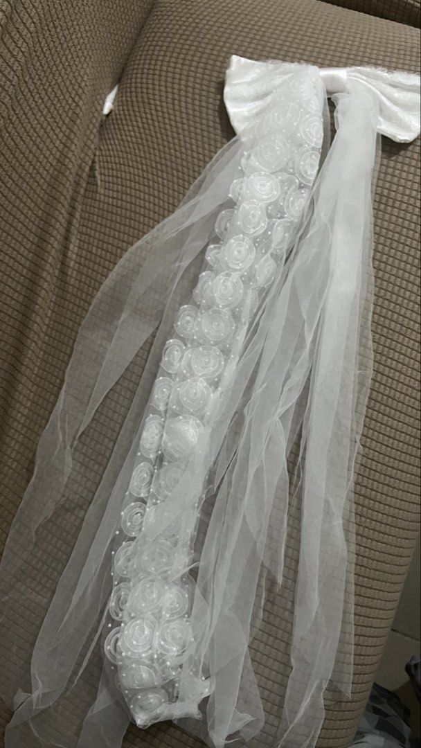 Shein Bowknot Long Veil (Category: Hair Accessories) located in Quezon City. Submitted by jokat (Listing ID 1469093436, Image 2). Description: Brand new, di po nagamit gagamitin sana sa prenup..