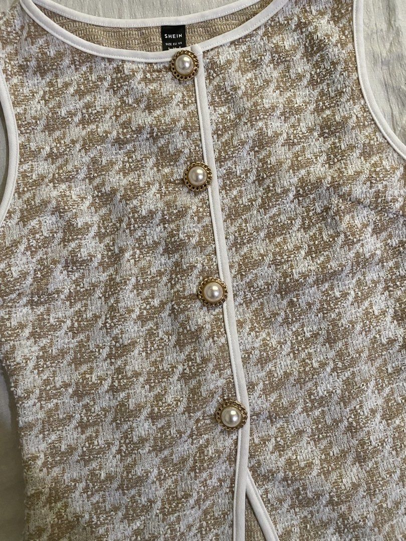 SHEIN Vintage Knit Top (Category: Sleeveless) located in Iloilo. Submitted by chelseyywz (Listing ID 1468984598, Image 2). Description: Used once. size S on tag 💗 .