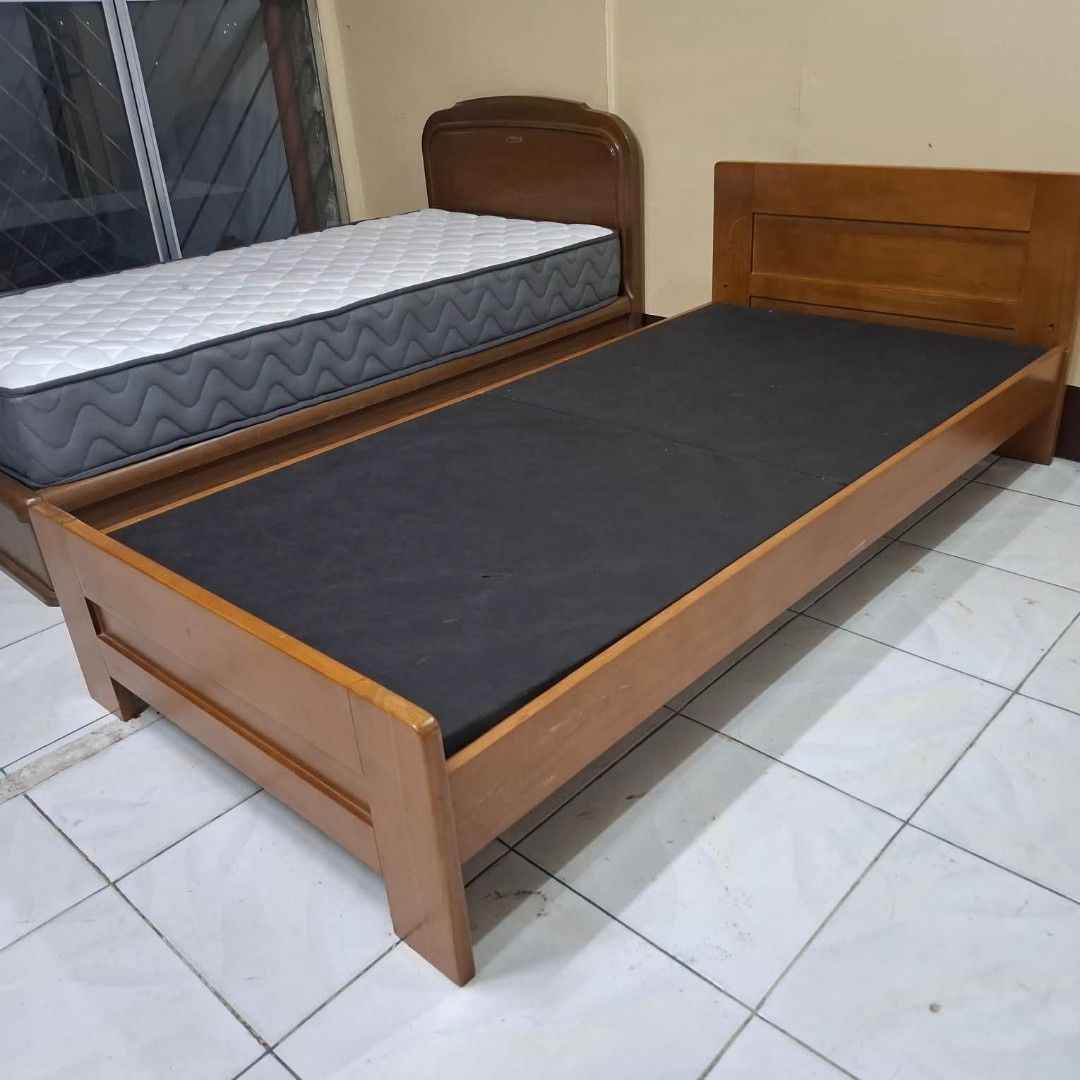 Single Bed Frame (Category: Bed Frames & Mattresses) located in Quezon City. Submitted by dannikkishoppe2 (Listing ID 1468934582, Image 2). Description: Single Bed Frame‼️₱6000‼️ Please manage your expectations as there might be minimal flaws. Color may vary due to lighting, it may appear darker or lighter in person. Check photos first before buying. Please refrain from purchasing if you are particular about USED items and imperfections. Thank yo