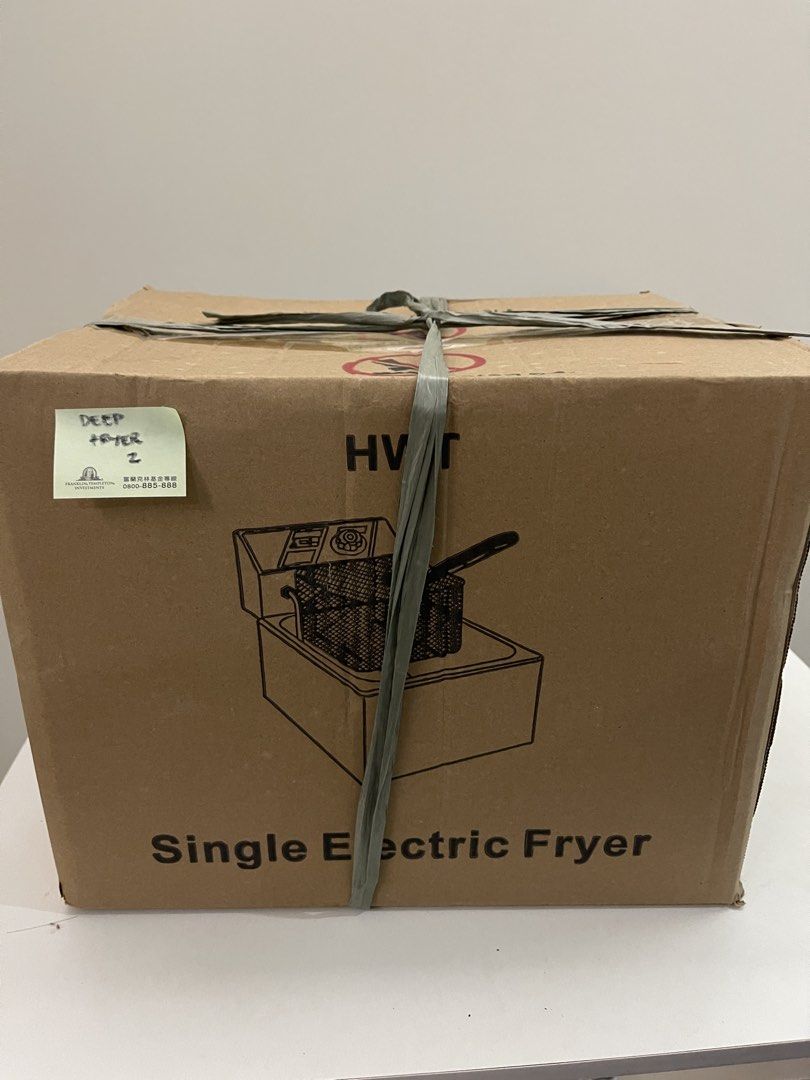 Single Electric Fryer (Category: Fryers) located in Quezon City. Submitted by bravehorse_f1f6d5 (Listing ID 1469110892, Image 1). Description: - Condition: Brand new, unopened, and unused in original boxed packaging - Type: Single electric fryer - Ideal for: Home cooking, frying chicken, fries, and snacks - Fulfillment: Ready for pick-up.