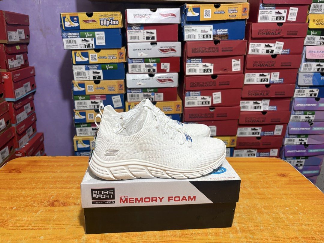 SKECHERS MEMORY FOAM WOMEN ORIGINAL (Category: Sneakers) located in Taguig. Submitted by rajiepenaf34481 (Listing ID 1469110512, Image 2). Description: 💯 % COMFORTABLE 💯% ORIGINAL 💯 % authentic 💯 % BRAND NEW 💯 % LEGIT SELLER 💯 % ON HAND 💯 % WITH BOX SIZE: 79 US WOMEN BELOW MALL SRP✅ FROM: 5499❌ NOW: 1,899✅ SHIP VIA ✅LALAMOVE ✅LBC (OUTSIDE MANILA) ✅J&T ✅READY TO SHIP MOP: COD COP GCASH ITEM CHECK BEFORE PAYMENT WILLING FOR MEET UP SA MALAPI