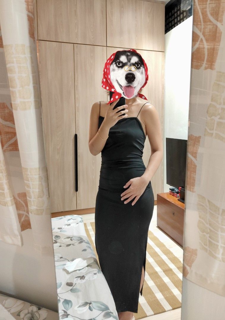 Sleek Black Backless Bodycon Maxi Dress (Category: Dresses) located in Pasig City. Submitted by iammkds (Listing ID 1469156665, Image 1). Description: Size: Fits Small (S) ***For reference: I am 5'3" tall and weigh 50 kg. Condition: Brand New (Never used) Style: Bodycon maxi dress with low V-back detail & side slit MOP: GCash / Bank Transfer (BPI) MOD: J&T / Lalamove / Grab.