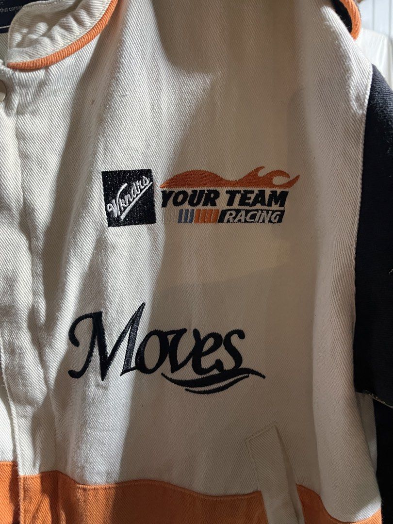 SM RACING JACKET (Category: Hoodies) located in Valencia. Submitted by hunterxthrifter (Listing ID 1469113878, Image 3). Description: Good asnew no issue size medium solid to pang porma .