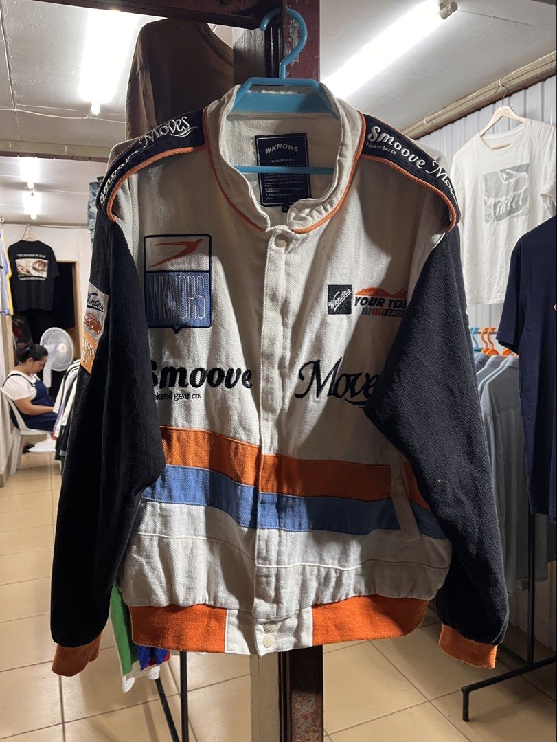 SM RACING JACKET (Category: Hoodies) located in Valencia. Submitted by hunterxthrifter (Listing ID 1469113878, Image 1). Description: Good asnew no issue size medium solid to pang porma .