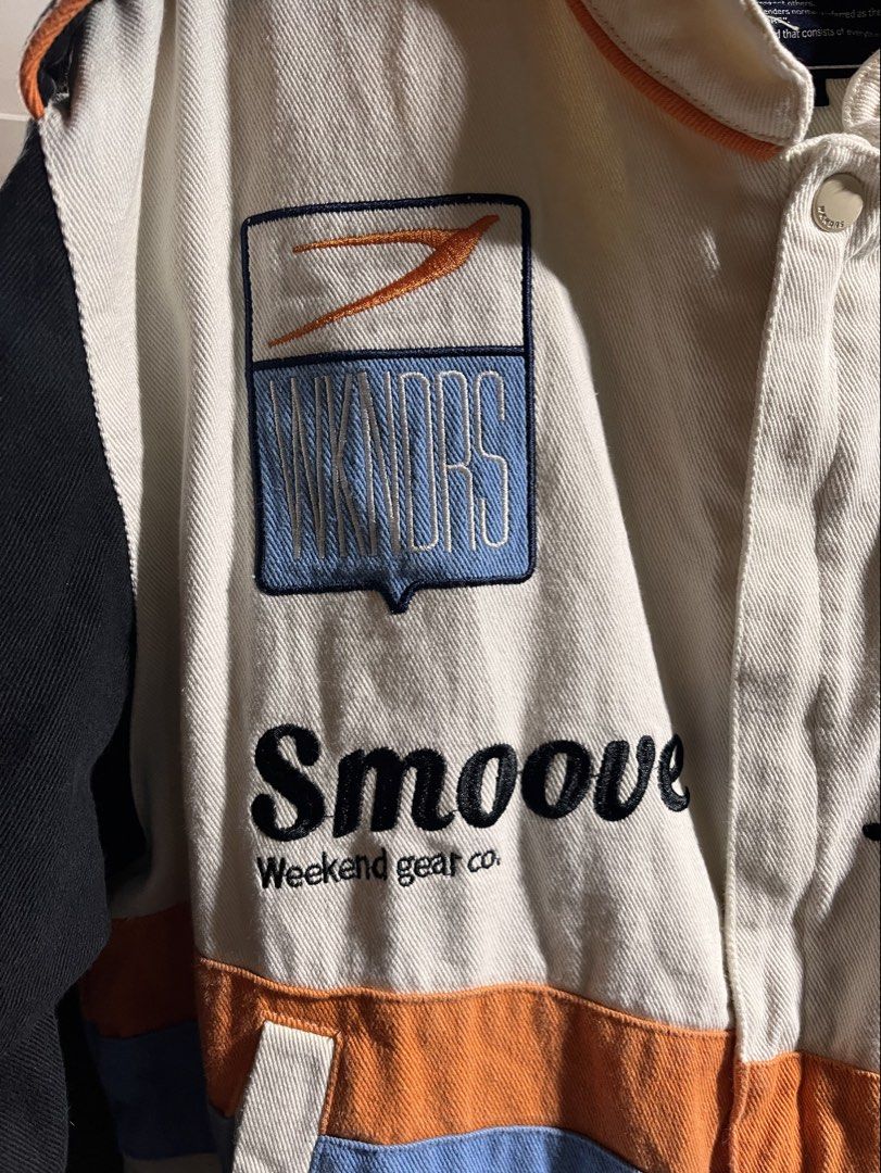 SM RACING JACKET (Category: Hoodies) located in Valencia. Submitted by hunterxthrifter (Listing ID 1469113878, Image 2). Description: Good asnew no issue size medium solid to pang porma .