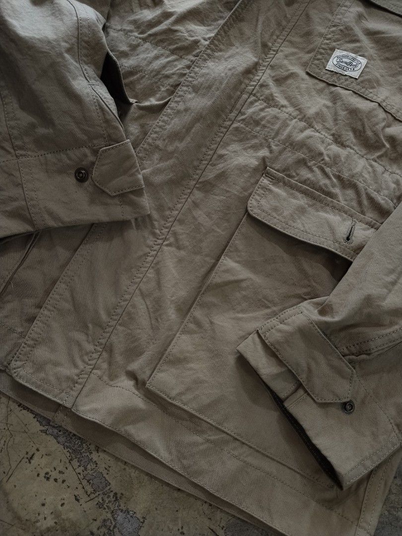 Snow Peak Beige Multi pocket Parka (Category: Coats, Jackets and Outerwear) located in Taytay. Submitted by the_vtg_pop-up (Listing ID 1468977204, Image 3). Description: .