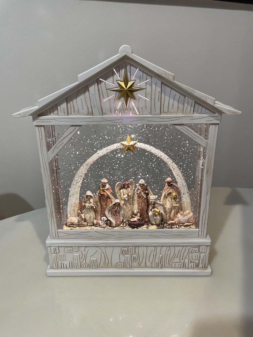 Snow Water Lantern- Belen (Category: Other Home Decor) located in Taguig. Submitted by tp2024 (Listing ID 1469054116, Image 1). Description: Snow Lantern with silent night music. Option to mute.