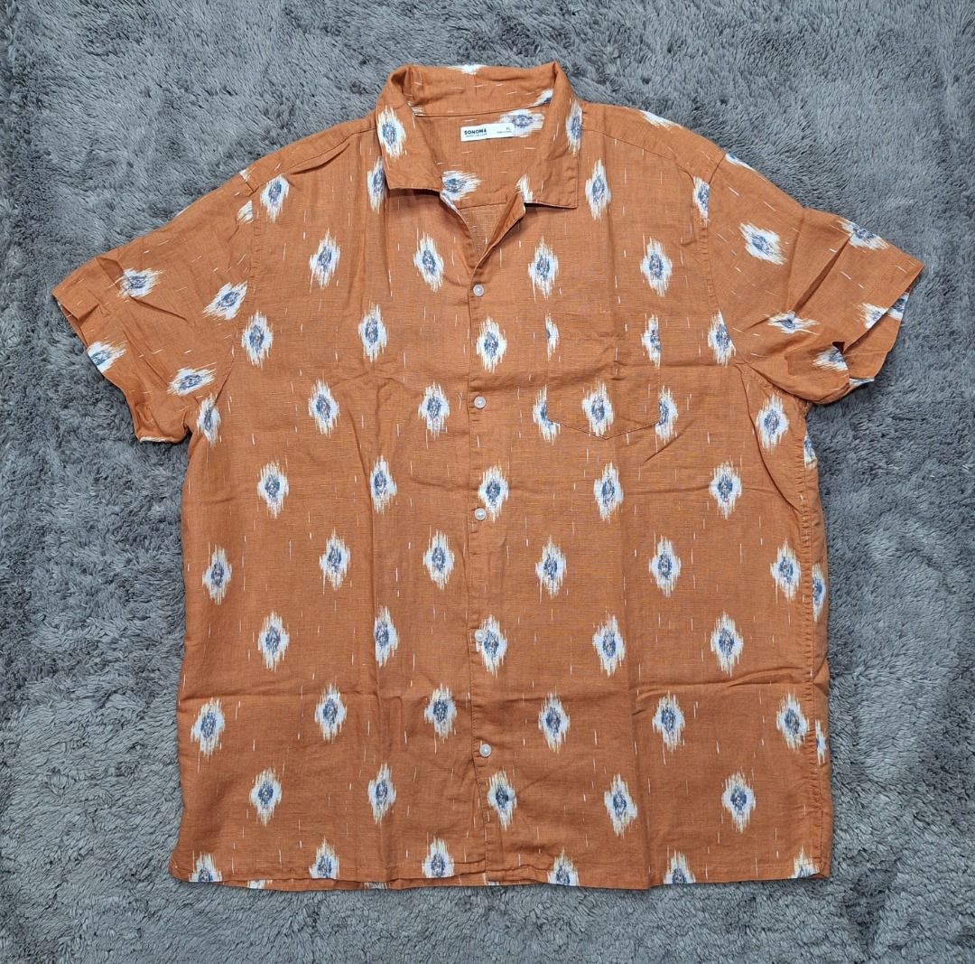 Sonoma Button Polo (Category: Tshirts & Polo Shirts ) located in Calatrava. Submitted by freecyclethreads (Listing ID 1469003684, Image 1). Description: Sonoma Size: XLarge Dimes: L-30, W-25.5 Excellent Condition P450 + sf.