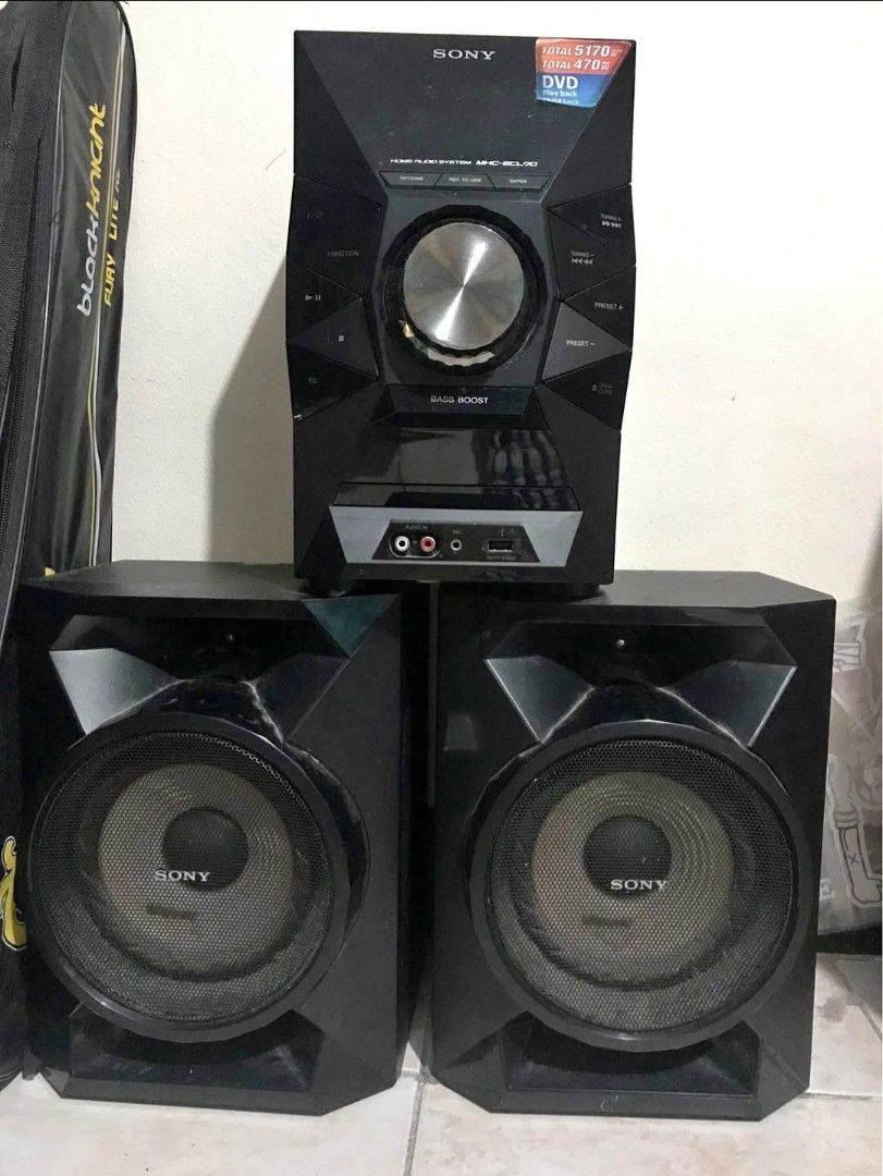 Sony MHC-ECL70 Home Audio System with DVD and Speakers (Category: Soundbars, Speakers & Amplifiers) located in Manila. Submitted by thomyorke14 (Listing ID 1468978052, Image 1). Description: - Brand: Sony MHC-ECL70 Home Audio System - Power Output: 470W RMS / 5170W PMPO - Includes: Main unit and two matching speakers - Features: Built-in DVD player, USB recording/playback, mic input, audio-in, and bass boost - Condition: Dusty from storage, but t