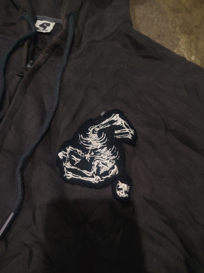STAGROUP Hoodie Jacket (Category: Coats, Jackets and Outerwear) located in San Jose del Monte. Submitted by klowiboy (Listing ID 1469065233, Image 2). Description: STAGROUP Hoodie Jacket Good Condition✅️ Color Rate: 9/10 Color May due to lighting Size: Large Dimes: W22 L28 inches 699 ONLY .