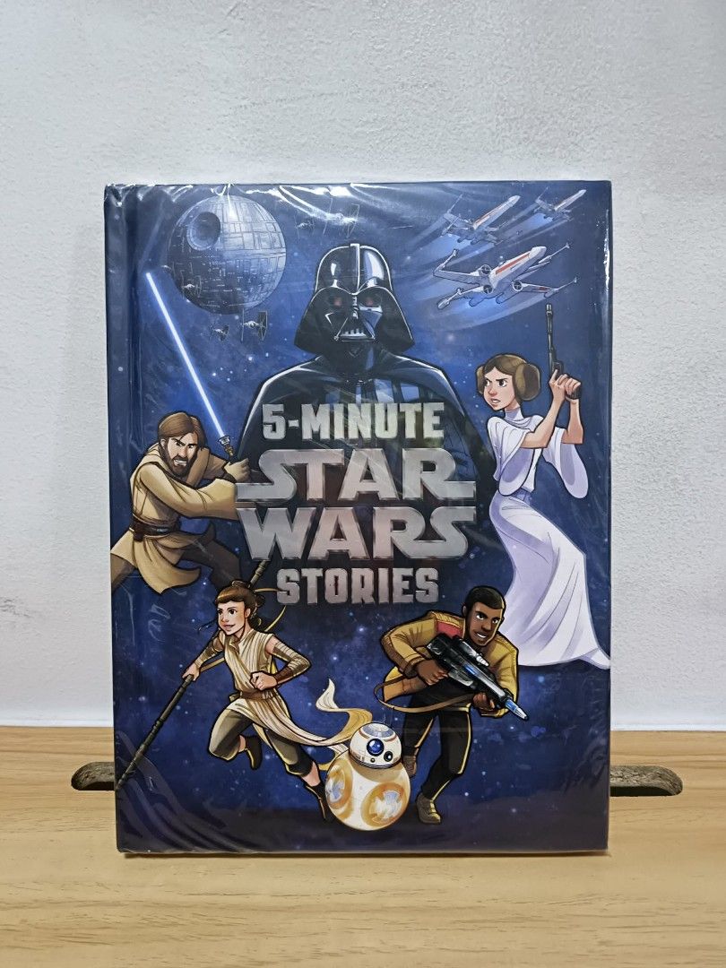 Star Wars Books ( rare collection ) (Category: Storybooks) located in Manila. Submitted by crafters0001 (Listing ID 1469127520, Image 1). Description: STAR WARS Collection for a bundle of 4 Hardbound Books🌟 Inclusions : 🟪STAR WARS : THE FORCE AWAKENS (Hardcover Storybook Illusttion) • In good condition 🟦5-MINUTE STAR WARS STORIES : Hardcover Storybook • It is a collection of quick tales tailored for bedtime, designed to be read in approximatel