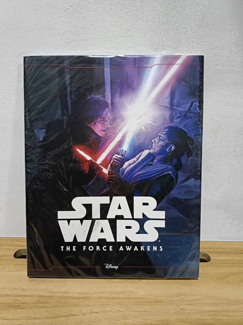 Star Wars Books ( rare collection ) (Category: Storybooks) located in Manila. Submitted by crafters0001 (Listing ID 1469127520, Image 2). Description: STAR WARS Collection for a bundle of 4 Hardbound Books🌟 Inclusions : 🟪STAR WARS : THE FORCE AWAKENS (Hardcover Storybook Illusttion) • In good condition 🟦5-MINUTE STAR WARS STORIES : Hardcover Storybook • It is a collection of quick tales tailored for bedtime, designed to be read in approximatel