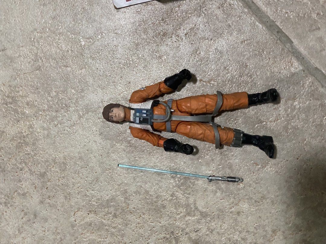 Star Wars Luke Skywalker Pilot and Force Link 2-Pack (Category: Figurines & Statues) located in Cebu City. Submitted by bred_bt (Listing ID 1469143764, Image 2). Description: Star Wars action figures bundle including loose Luke Skywalker pilot figure with lightsaber accessory plus unopened Force Link 2-pack featuring Finn in First Order Disguise and Captain Phasma. Hasbro Disney branding. Great addition to any collection. Grab them together now..