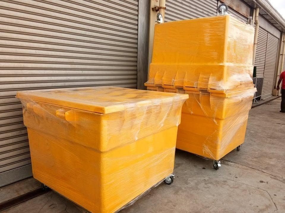 STATIONARY MOBILE TRASH BIN (Category: Food Organization & Storage) located in Caloocan City. Submitted by epicdragon.cf8b55 (Listing ID 1468941572, Image 3). Description: STATIONARY MOBILE TRASH BIN HEAVY DUTY PLASTIC MADE FROM FIBER GLASS WITH HEAVY DUTY WITH RUBBER WHEELS WITH LOCK 1350 LITERS JUST CALL US / Pm me for more info. -09971763227 LOOK FOR : Angelina Address: 634 JRA COMPOUND LUPANG PARI SAN MIGUEL PASIG CITY WEBSITE: http://jocelyn