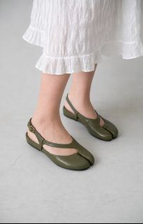 (Category: ) located in . Submitted by sfypreloved (Listing ID 1469144373, Image 1). Description: .