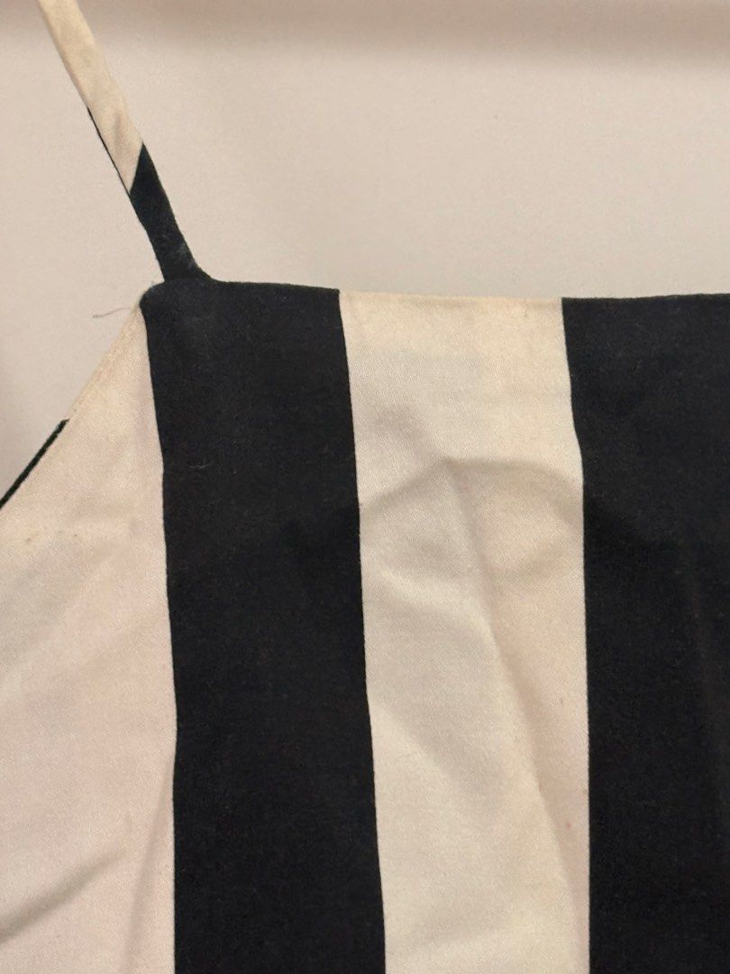 Stripes blouse (Category: Blouses) located in Mandaluyong City. Submitted by ceeceedeclutterera (Listing ID 1468931149, Image 3). Description: Stripes Blouse • very high quality fabric • Good for dinner dates and casual wear • Very stylish and flattering • RFS: •has some stains but washable.