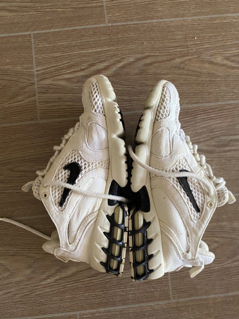 Stüssy x Nike Air Zoom (Category: Casual Shoes) located in Zamboanga. Submitted by thrifted_11 (Listing ID 1468992370, Image 3). Description: US 8-9 Eur 41 .