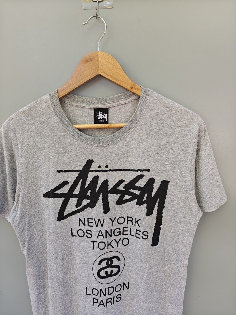Stussy (Category: Tshirts & Polo Shirts ) located in Alaminos. Submitted by epargne (Listing ID 1469019595, Image 3). Description: ◾Size : Small - Medium ◾Dimes : Length" 26, Width"19.5 ◾VGOOD CONDITION! MULTIPLE DOT STAIN @BACK PART SEE LAST PHOTO ◾WASHED W/ FABCON AND READY TO WEAR 🛒Price : + Shipping fee.