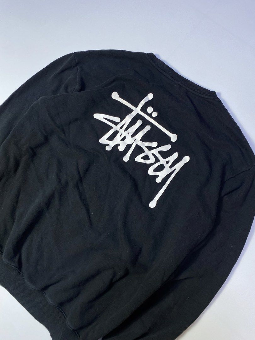 Stussy Basic logo Crewneck (Category: Coats, Jackets and Outerwear) located in Manila. Submitted by streetw1se.ph (Listing ID 1469029767, Image 2). Description: Stussy Crewneck Size:XL Width:24 Length:28 Shoulder:22 Sleeve length:24 Hem:16-22 adjustable (Measured in inches) -Have some flaws -Hairline,cracks -9/10 cr .