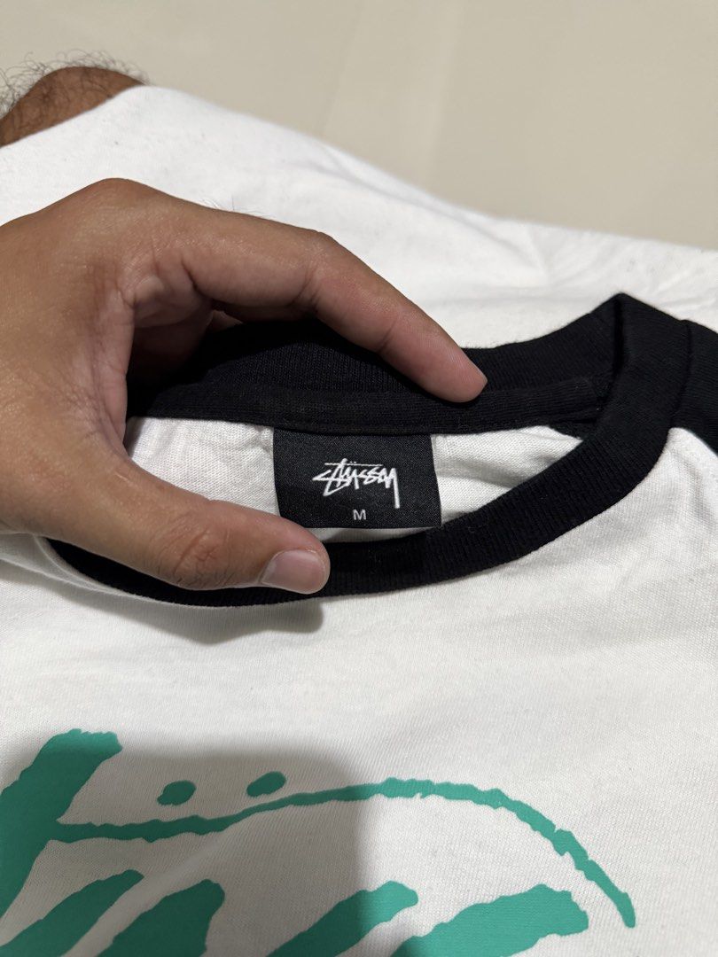 Stussy crewneck (Category: Coats, Jackets and Outerwear) located in Dagupan City. Submitted by lwkythrft (Listing ID 1468999603, Image 3). Description: Stussy crewneck Medium 27x20 Excellent condition 1,000 plus sf .