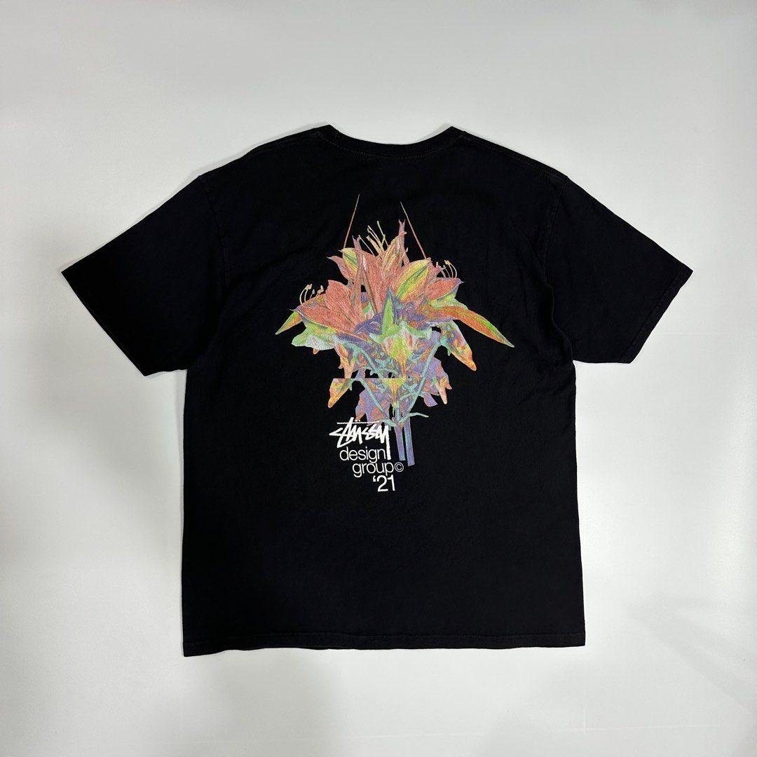 Stussy Design Group 21 black tee (Category: Activewear) located in Dagupan City. Submitted by unknownlootph (Listing ID 1468942569, Image 1). Description: Size: fits Large to XL Width: 24 Length: 30 Condition: 9/10 Issue: crackprints (Legit/Authentic Item) .