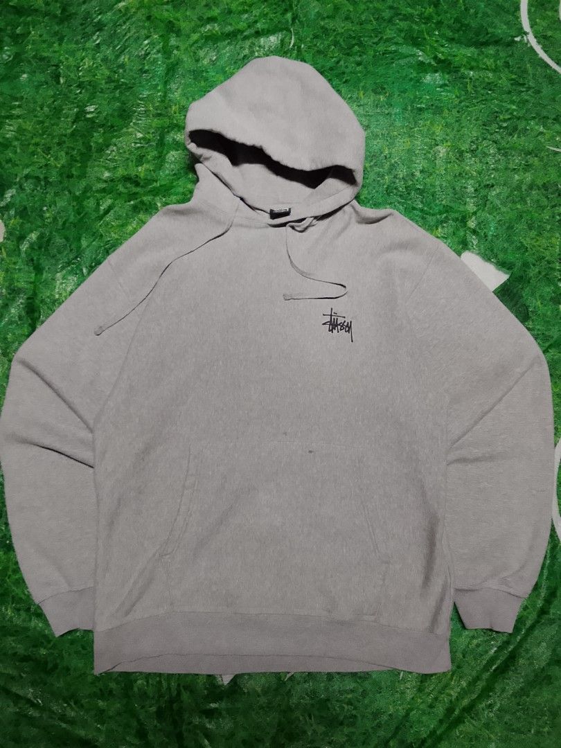 Stussy Hoodie (Category: Coats, Jackets and Outerwear) located in Tagbina. Submitted by jera-thrift.16 (Listing ID 1469028438, Image 2). Description: Good condition color rate 9/10 Size-XL Dime's: W-23 x L-30 issue- last pic( multiple scratches sa sleeve at may minor rust stain sa loob ng hood) need wash 550 free ship.