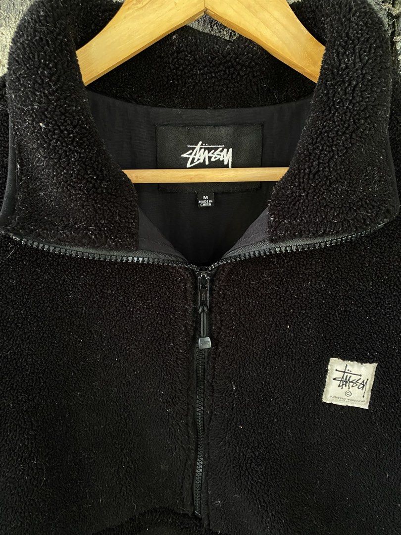 Stussy Polar Fleece Jacket (Category: Coats, Jackets and Outerwear) located in Villaverde. Submitted by theluxurythrift.ph (Listing ID 1468962898, Image 3). Description: Wts Stussy Polar fleece Jacket Size Large to Xlarge W 24 Inch L 29 Inch Excellent Condition No Flaws 2599 + Sf.