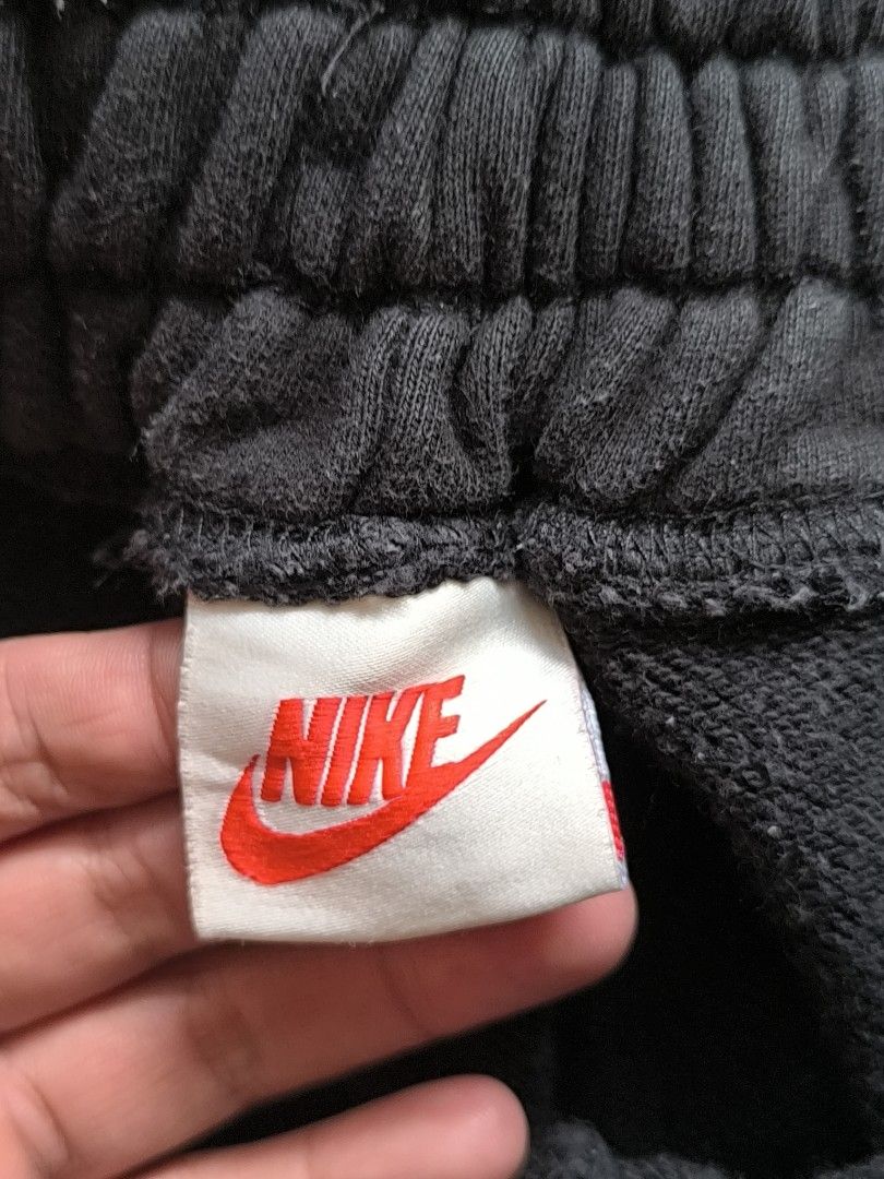 STUSSY X NIKE JOGGER (Category: Joggers) located in Cotabato. Submitted by sentimentalgoodz (Listing ID 1469161687, Image 2). Description: STUSSY X NIKE JOGGER 8.5/10 CONDITION SIZE 30-32 NO FLAWS.