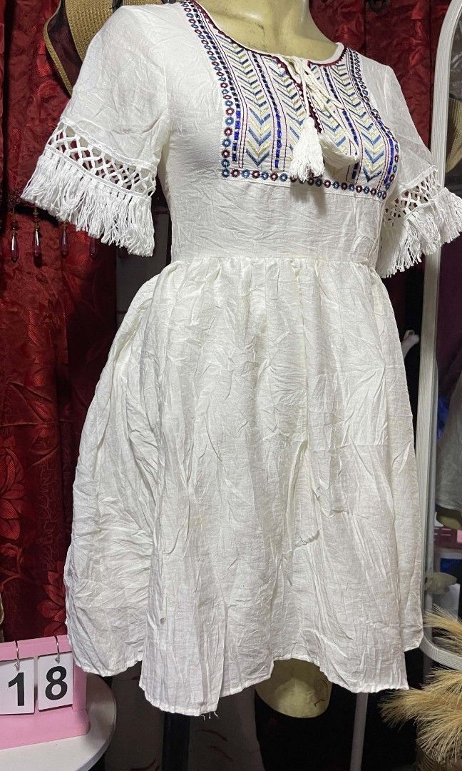 Summer dress (Category: Dresses) located in Manila. Submitted by wheneity67thifted (Listing ID 1469003627, Image 2). Description: .