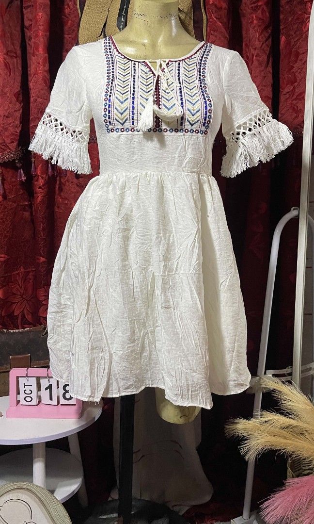 Summer dress (Category: Dresses) located in Manila. Submitted by wheneity67thifted (Listing ID 1469003627, Image 1). Description: .