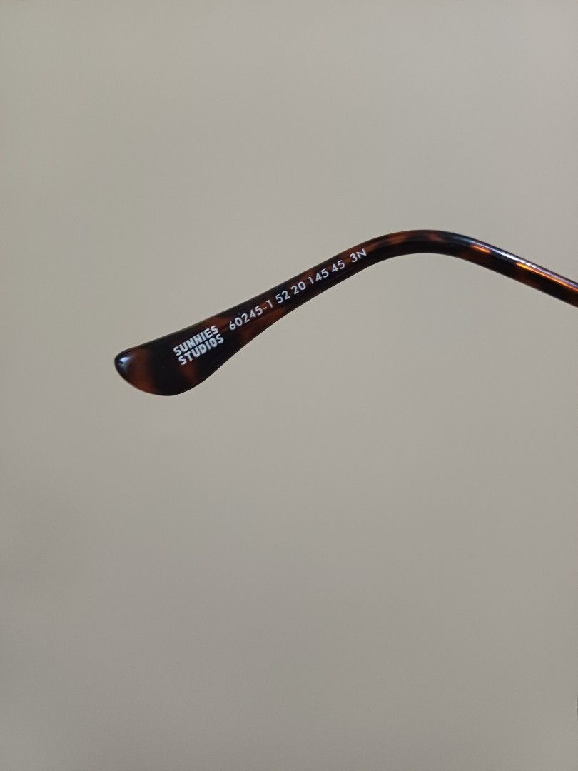 Sunnies studios sunglasses (Category: Sunglasses & Eyewear) located in Naguilian. Submitted by impulsive.buyer02 (Listing ID 1469022658, Image 2). Description: .
