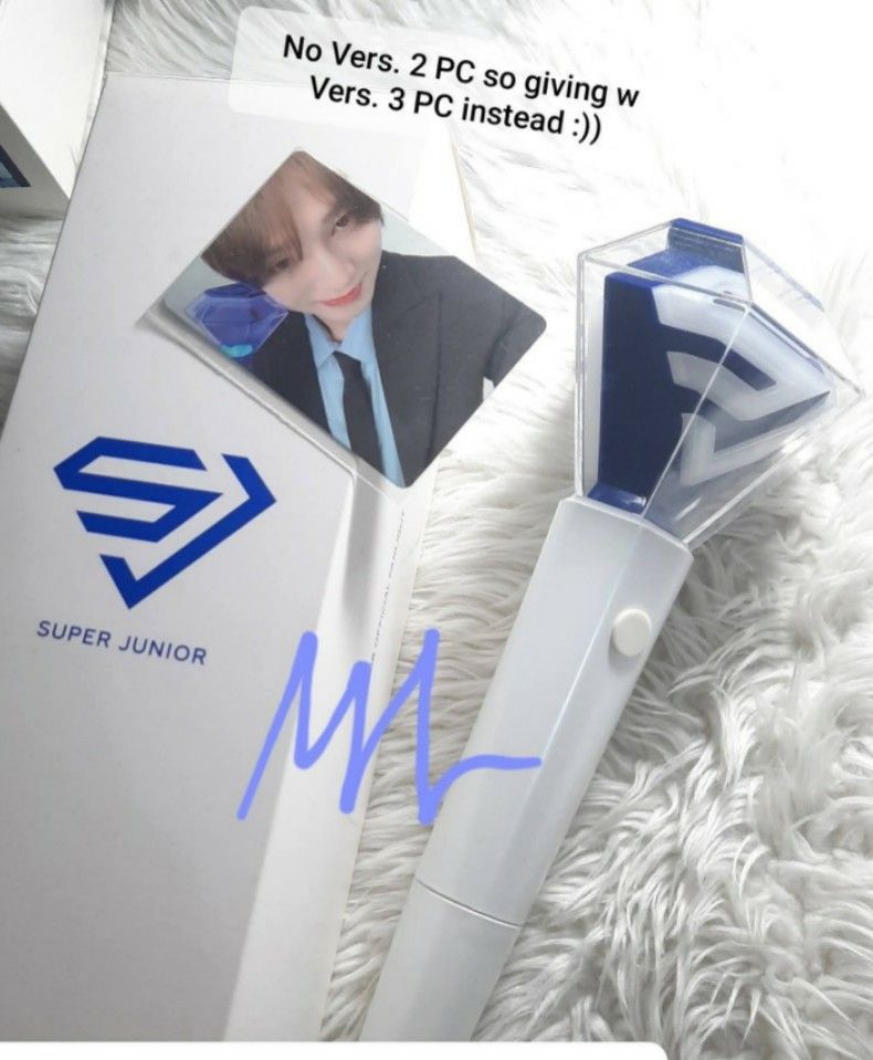Super Junior Lightstick Vers 2 with Yesung Photocard (Category: K-Wave Merchandise) located in Manila. Submitted by elley_ph (Listing ID 1427713720, Image 1). Description: •No to sensitive, Older merch, used last SS9 •Prefer Grab sdd para mareceive agad w/o damages ~ loc: Manila • with Yesung version 3 Lightstick PC cuz NO VERSION 2 PC INCLUDED •LAST PRICE SHOWN, not up for nego.