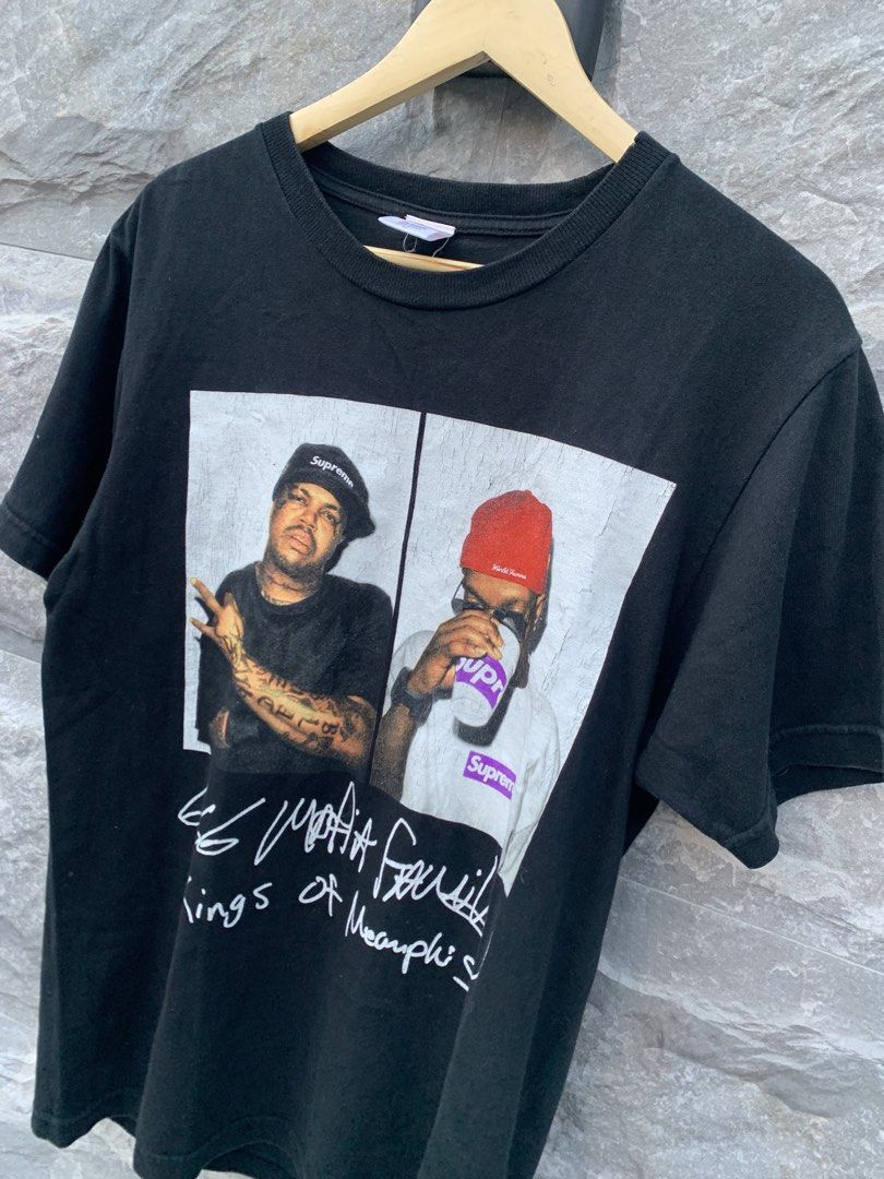 Supreme 3 6 mafia photo tee (Category: Tshirts & Polo Shirts ) located in Lipa City. Submitted by inglowetrust (Listing ID 1469087221, Image 2). Description: Supreme 3 6 mafia photo tee Size medium Length:28 Width:21 Color rate:9/10 Minimal hairlines 750+SF DM for more details 📩.