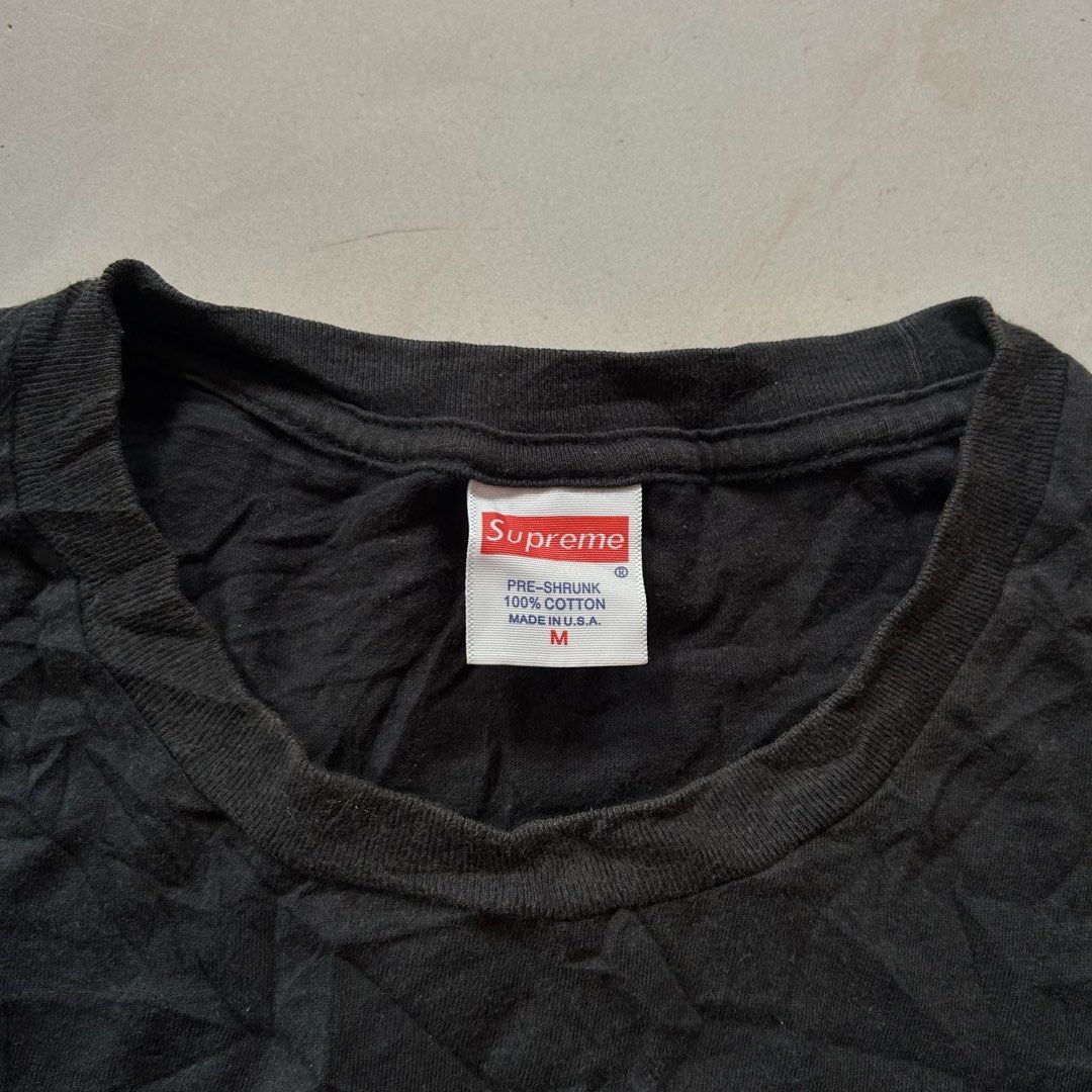 Supreme Andres Serrano Black Tee 🔥 (Category: Tshirts & Polo Shirts ) located in Jinoba-an. Submitted by eegiboy (Listing ID 1468998701, Image 2). Description: - Brand: Supreme - Style: Graphic T-Shirt with Andres Serrano back branding - Color: Black - Size: Medium dimes: 21/24 - Material: 100% pre-shrunk cotton (Made in USA) - Perfect classic piece for streetwear fans Vgood condition needwash 550plussf Dm me if interested thankyou .