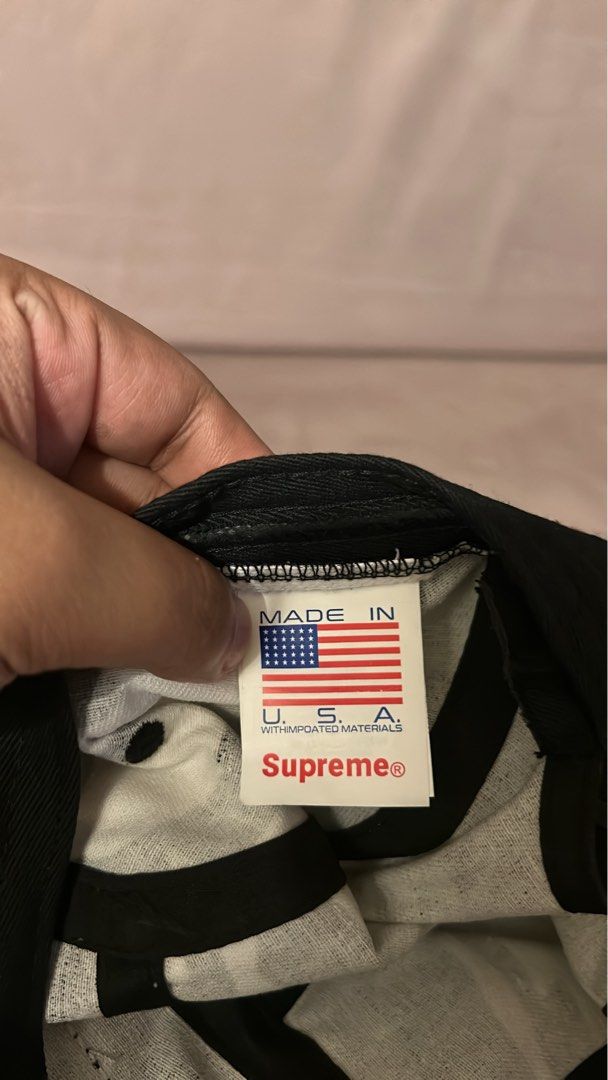 supreme camo panel (Category: Caps & Hats) located in Cavite. Submitted by mr.gb4h (Listing ID 1469115214, Image 3). Description: supreme camo excellent condi .
