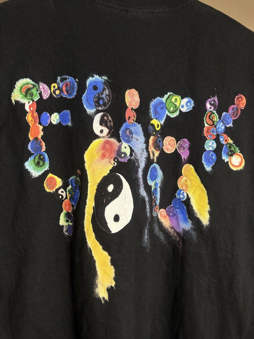 Supreme Yin Yang Tee (Category: Tshirts & Polo Shirts ) located in Marikina City. Submitted by swiftsian (Listing ID 1469094665, Image 2). Description: Authentic Supreme Yin Yang Tee (Black) - Size: Medium - Issue: None - Color may vary due to lighting Shipping: Lalamove/J&T .