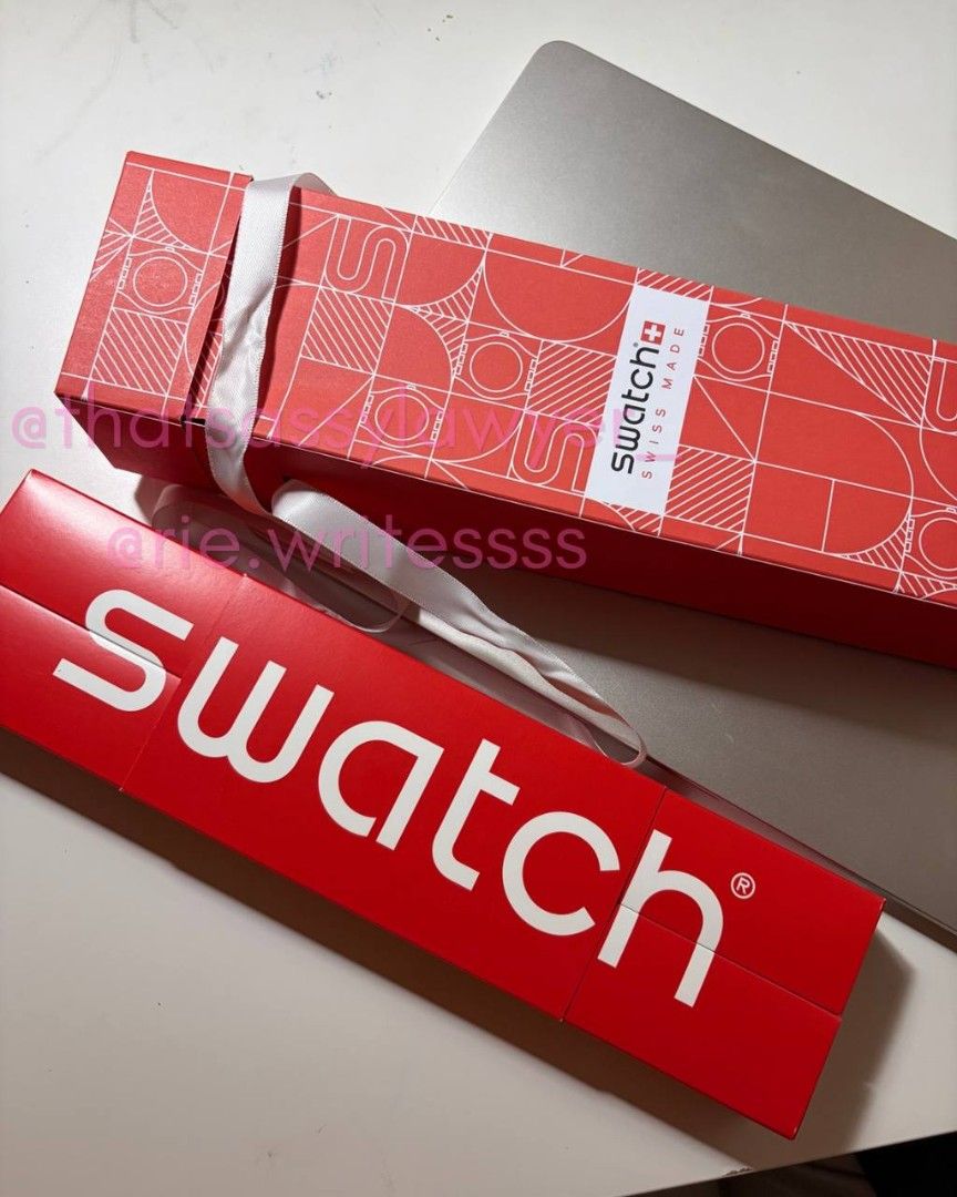 Swatch Lavendaze SO29V101 (Category: Women's Watches) located in Quezon City. Submitted by shopwithrie (Listing ID 1469032810, Image 3). Description: - Model: Swatch Lavendaze (SO29V101) - Condition: Clean piece, meticulously kept inside the box - Strap: Light lavender silicone strap with a textured chevron pattern - Case & Dial: Translucent case, patterned white dial with pink hour and minute markers, plus a contrasting blue second hand - Inclus