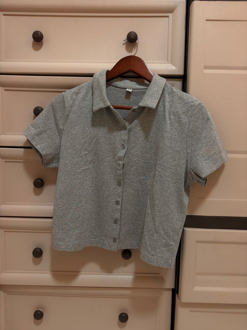 Take All for 1500 (Category: Tshirts & Polo Shirts ) located in Trece Martires City. Submitted by laengel (Listing ID 1468996475, Image 1). Description: Decluttering items as low as 250 😌 Vest (Black & White 2XL) - 250 each, never worn. Brown Corset - 250 never worn Uniqlo Women Polo (L) - 300 worn once. Uniqlo Turtle Neck - 300 worn once. Uniqo Blue Trouser - 300 worn once. Jacket - 300 If Take All - 1500 nalang hehe .
