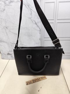 (Kategori: ) berada di . Dikirim oleh store.aziz (ID iklan 1469135540, Gambar 1). Deskripsi: .