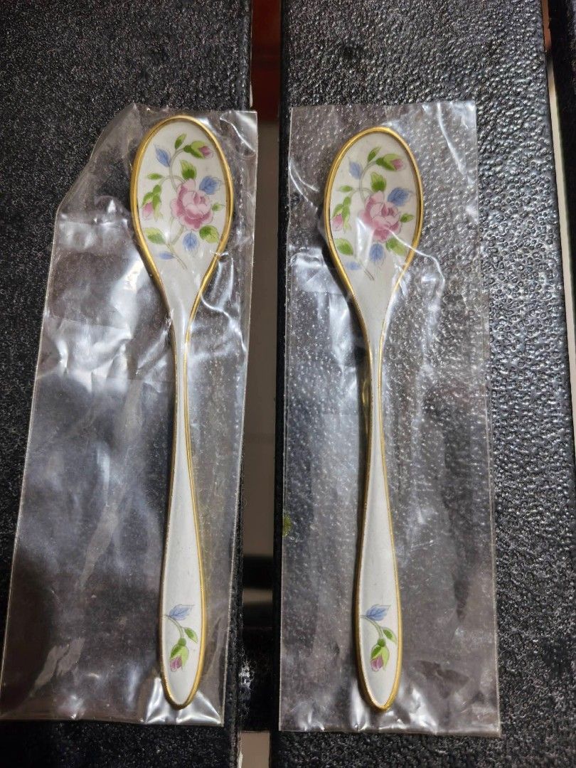 Teaspoon - Goldtone Stainless Japan (Category: Other Kitchenware & Tableware) located in Cebu City. Submitted by dudes_villanueva (Listing ID 1468977815, Image 1). Description: Teaspoon - Goldtone Stainless Japan Brand : SunUp Brand New 📌 In excellent condition..
