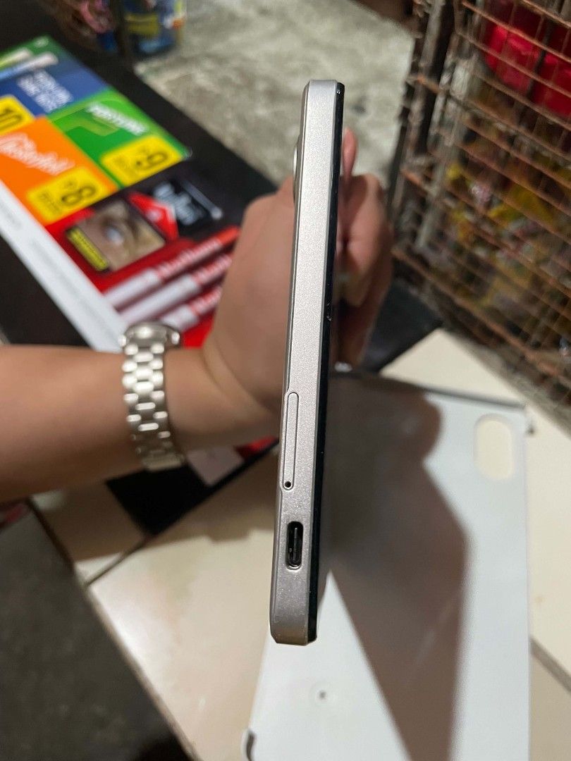 TechLife Pad Mini (Wifi + LTE) (Category: Android) located in Caloocan City. Submitted by crissiwat (Listing ID 1469114140, Image 3). Description: -In good condition. -With sim slot -Wifi and cellular supported -good for student, personal use. Lightly good for gaming but mostly good for watching, taking notes, messaging and more. - with original box and charger. - female owned. kakabili lang netong august this year. needed lang mabenta. 📌Ready t
